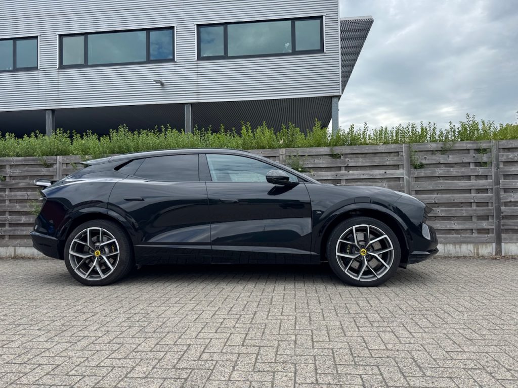 ⚡ Lotus Eletre S 612HP Active spoiler * softclose* BTW