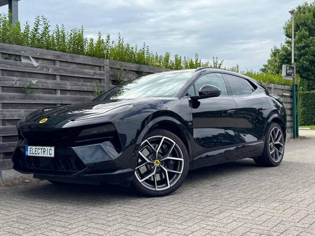 ⚡ Lotus Eletre S 612HP Active spoiler * softclose* BTW
