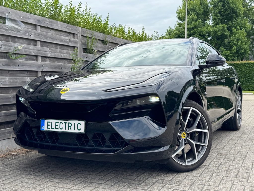 ⚡ Lotus Eletre S 612HP Active spoiler * softclose* BTW