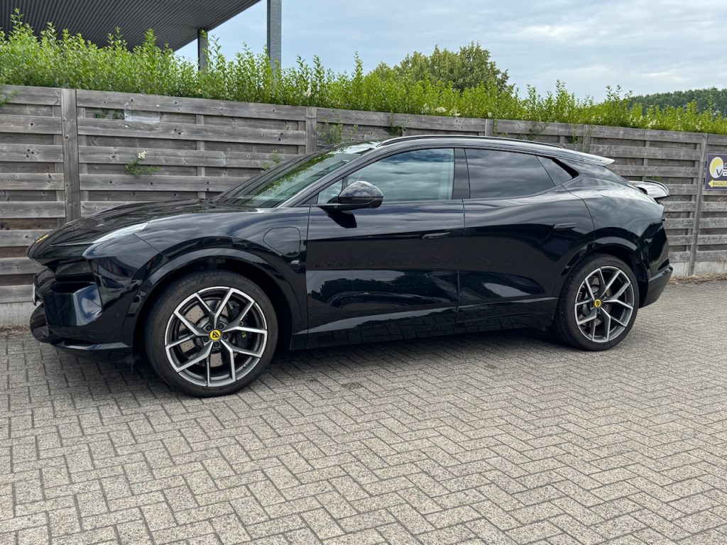 ⚡ Lotus Eletre S 612HP Active spoiler * softclose* BTW