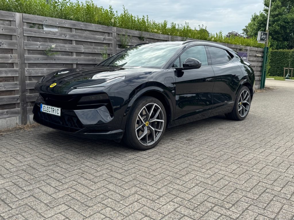 ⚡ Lotus Eletre S 612HP Active spoiler * softclose* BTW