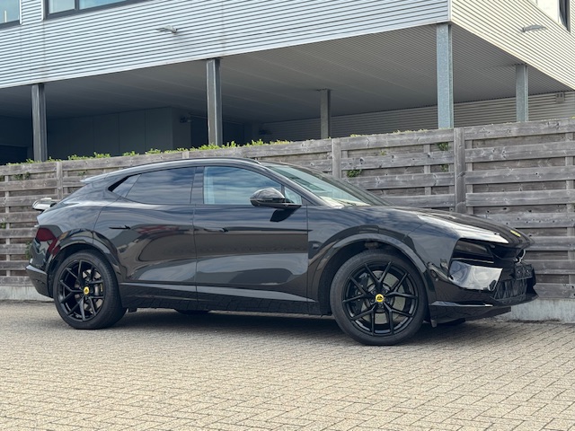 ⚡ Lotus Eletre S 612HP Active spoiler * softclose* BTW